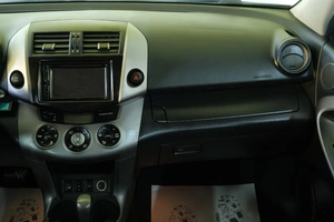 Внедорожник Toyota RAV4 2006 года, 999000 рублей, Омск
