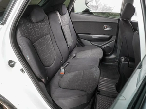 Хетчбэк Kia Rio 2012 года, 879000 рублей, Воронеж