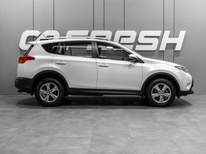 Внедорожник Toyota RAV4 2014 года, 2100000 рублей, Тюмень
