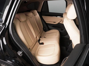 Внедорожник BMW X1 2017 года, 2265000 рублей, Красный Пахарь