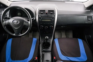 Седан Toyota Corolla 2008 года, 879000 рублей, Красноярск