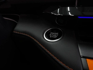 Лифтбек Changan UNI-V 2023 года, 2199000 рублей, Воронеж