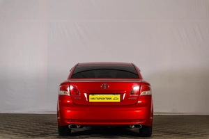 Седан Toyota Avensis 2010 года, 1039000 рублей, Тюмень