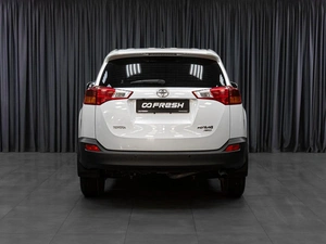 Внедорожник Toyota RAV4 2012 года, 1890000 рублей, Тюмень