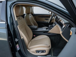 Седан Bentley Flying Spur 2021 года, 17550000 рублей, Краснодар