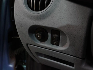 Хетчбэк Citroen C3 2003 года, 277900 рублей, Воронеж