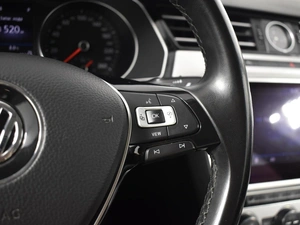Седан Volkswagen Passat 2019 года, 1820100 рублей, Казань
