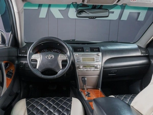 Седан Toyota Camry 2011 года, 1129000 рублей, Сургут