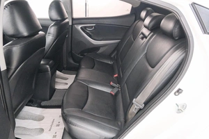 Седан Hyundai Avante 2010 года, 899000 рублей, Красноярск