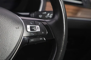 Седан Volkswagen Passat 2016 года, 1899000 рублей, Новосибирск