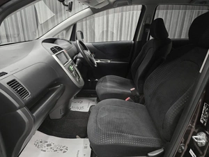 Хетчбэк Toyota Ractis 2010 года, 815000 рублей, Красноярск