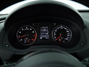 Внедорожник Audi Q3 2015 года, 2145055 рублей, Москва