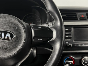 Седан Kia Rio 2018 года, 1312900 рублей, Казань