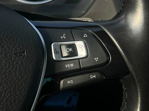 Внедорожник Volkswagen Tiguan 2018 года, 2750000 рублей, Ижевск