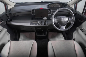 Минивэн Honda Freed 2009 года, 1079000 рублей, Томск