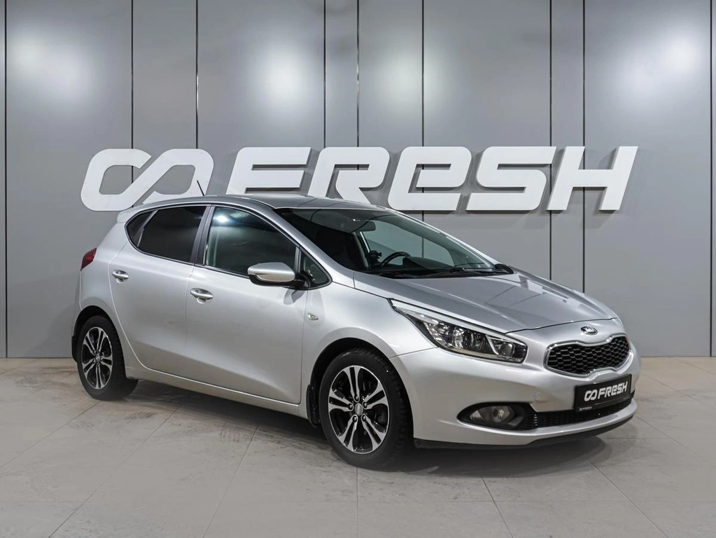 Хетчбэк Kia Ceed 2014 года, 1329000 рублей, Воронеж