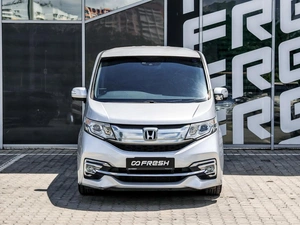 Минивэн Honda Stepwgn Spada 2015 года, 1998000 рублей, Краснодар