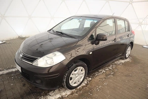 Хэтчбек Nissan Tiida 2012 года, 675000 рублей, Орёл