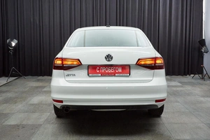 Седан Volkswagen Jetta 2017 года, 1197000 рублей, Красноярск