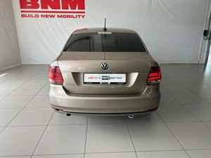 Седан Volkswagen Polo 2018 года, 1235000 рублей, Смоленск