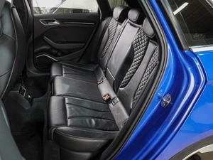 Хетчбэк Audi RS3 2016 года, 2999000 рублей, Воронеж
