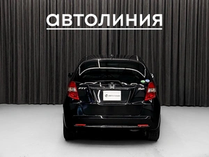 Хетчбэк Honda Fit 2013 года, 845000 рублей, Красноярск