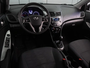 Седан Hyundai Solaris 2015 года, 970000 рублей, Воронеж