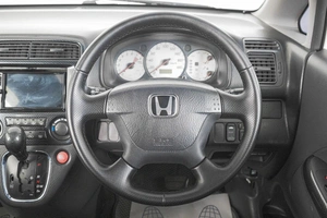 Минивэн Honda Stream 2001 года, 499000 рублей, Кемерово