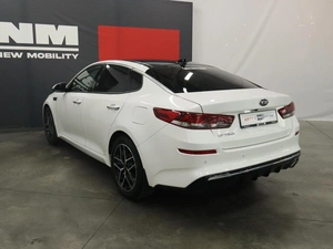 Седан Kia Optima 2019 года, 2250000 рублей, Курск