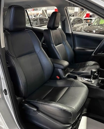 Внедорожник Toyota RAV4 2017 года, 2657000 рублей, Красноярск