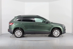 Внедорожник Skoda Karoq 2021 года, 2570000 рублей, Смоленск