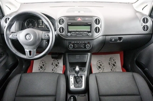 Хетчбэк Volkswagen Golf Plus 2011 года, 849000 рублей, Красноярск
