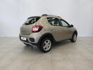 Хэтчбек Renault Sandero 2016 года, 1100000 рублей, Калуга