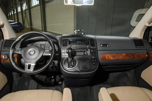 Минивэн Volkswagen Multivan 2011 года, 2349000 рублей, Ульяновск