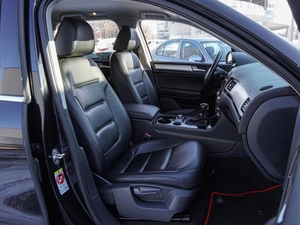 Внедорожник Volkswagen Touareg 2012 года, 1999000 рублей, Волгоград