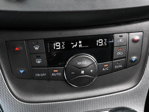 Седан Nissan Sentra 2014 года, 899000 рублей, Кирилловка