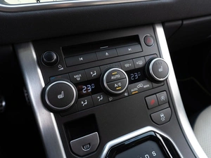 Внедорожник Land Rover Range Rover Evoque 2017 года, 2999000 рублей, Саратов