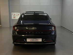 Седан Hyundai Sonata 2019 года, 2087000 рублей, Красноярск