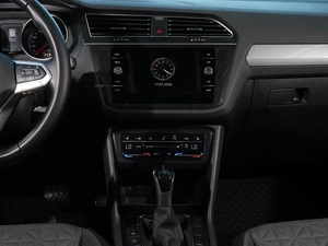 Внедорожник Volkswagen Tiguan 2021 года, 3360000 рублей, Тверь