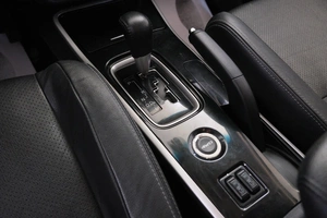 Внедорожник Mitsubishi Outlander 2017 года, 1999000 рублей, Омск