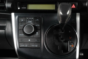 Минивэн Toyota Wish 2010 года, 1259000 рублей, Тюмень