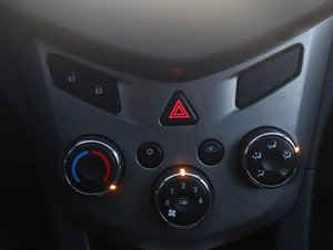 Седан Chevrolet Aveo 2013 года, 639000 рублей, Ижевск