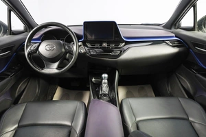 Внедорожник Toyota C-HR 2020 года, 2899000 рублей, Новосибирск