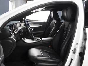 Седан Mercedes-benz E-класс 2020 года, 3900000 рублей, Омск
