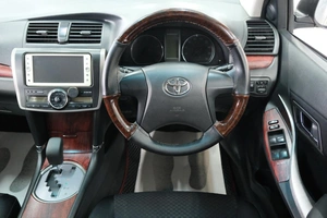 Седан Toyota Premio 2009 года, 1319000 рублей, Омск