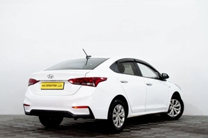 Седан Hyundai Solaris 2019 года, 989000 рублей, Сургут