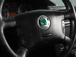Седан Skoda Superb 2003 года, 559000 рублей, Воронеж