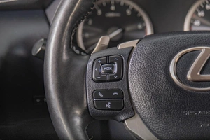 Внедорожник Lexus NX 2019 года, 3399000 рублей, Томск