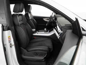 Внедорожник Audi Q8 2019 года, 7598055 рублей, Москва