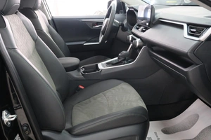 Внедорожник Toyota RAV4 2025 года, 4349000 рублей, Омск